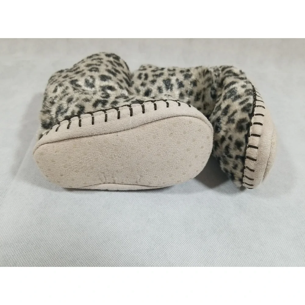 NEW Carter's Girls Bootie Slippers Fuax Fur Cheetah Print Size Toddler 7/8 NWT‎